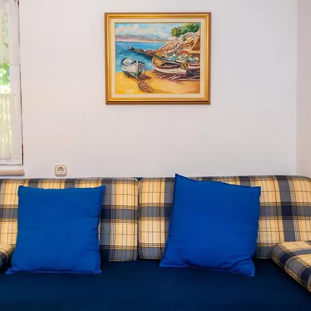 With A Parking Space Njivice, Krk - 20988 Apartman